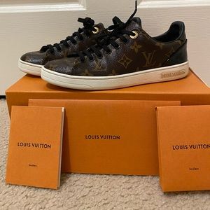 Louis Vuitton Women Sneaker